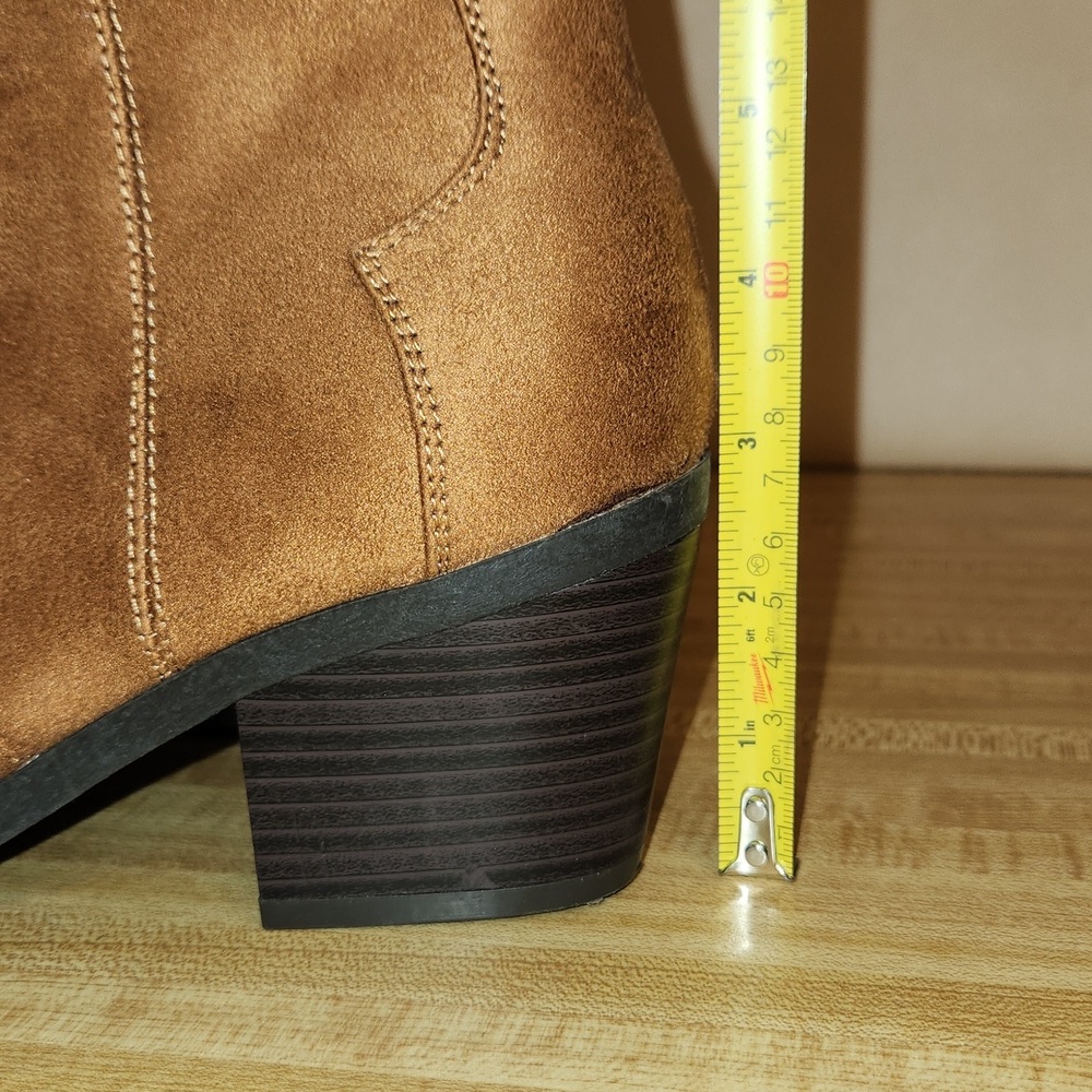 JOURNEE COLLECTION Women’s Becker Pointed Toe Stacked Western Booties, 9.5 - Picture 13 of 14